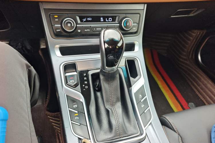 Used Geely Auto Vision S1 2018 1.4T CVT Fēngruì Model
