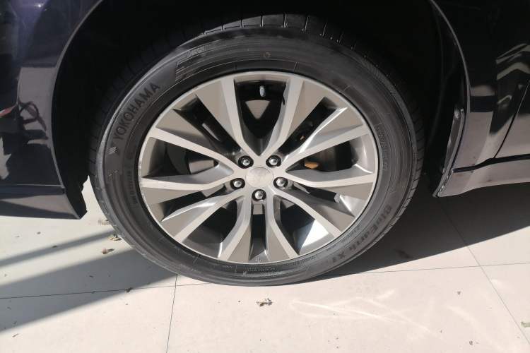 Used Subaru Outback 2014 2.5i Yashang Sport Edition
