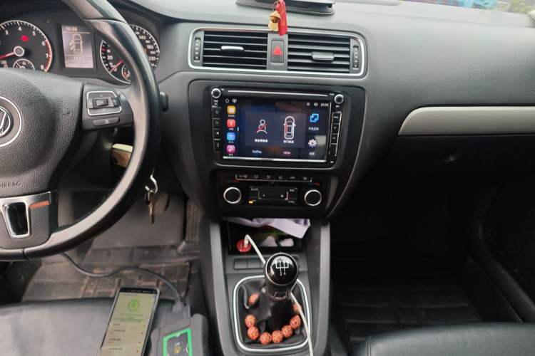 Used Volkswagen Sagitar 2014 Revised Version 1.4TSI Manual Luxury Edition
