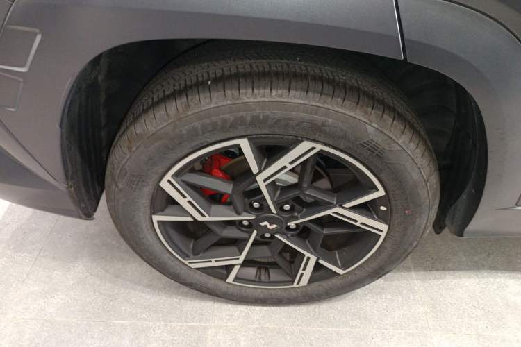 Used Hyundai Tucson 2025 Tucson L 1.5T Prestige N-Line Right Rear Wheel Hub