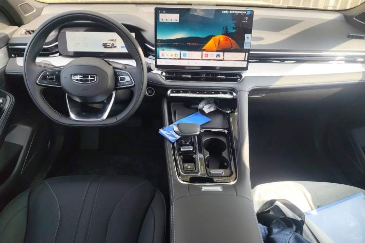 Used Geely Auto Preface 2026 Model Oriental Yao 1.5TD Kunlun Edition
