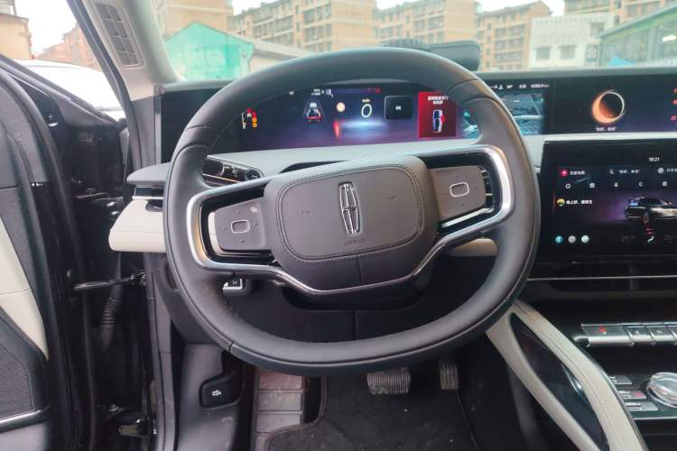 Used Lincoln Nautilus 2025 2.0T Four-Wheel Drive Luxury Edition
