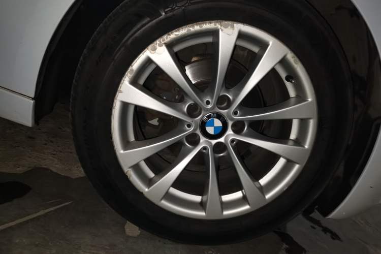 Used BMW 3 Series GT 2014 320i Leading Model