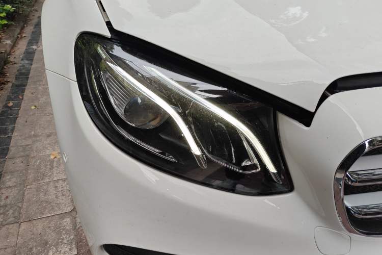 Used Mercedes-Benz E-Class 2018 Restyled E 300 L Sporty and Stylish Edition