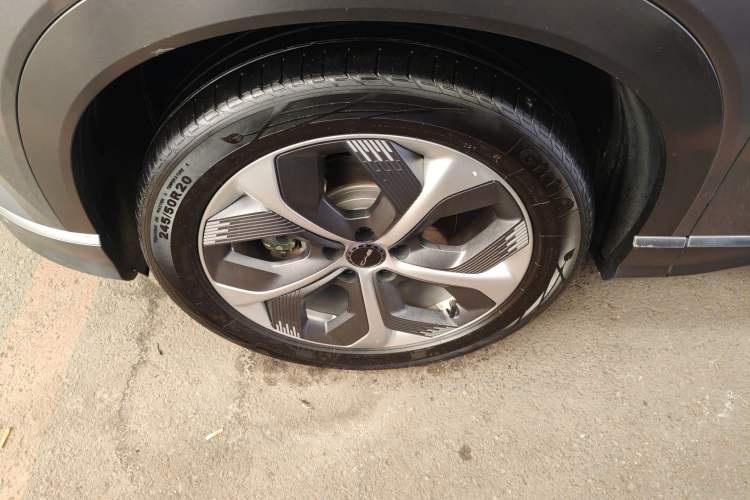 Used BYD Frigate 07 2024 HONOR Edition DM-i 100KM Luxury Model Left Front Wheel Hub