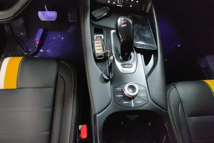 Used Haval F7x 2019 1.5T Two-Wheel Drive Smart & Trendy Edition Gear Lever