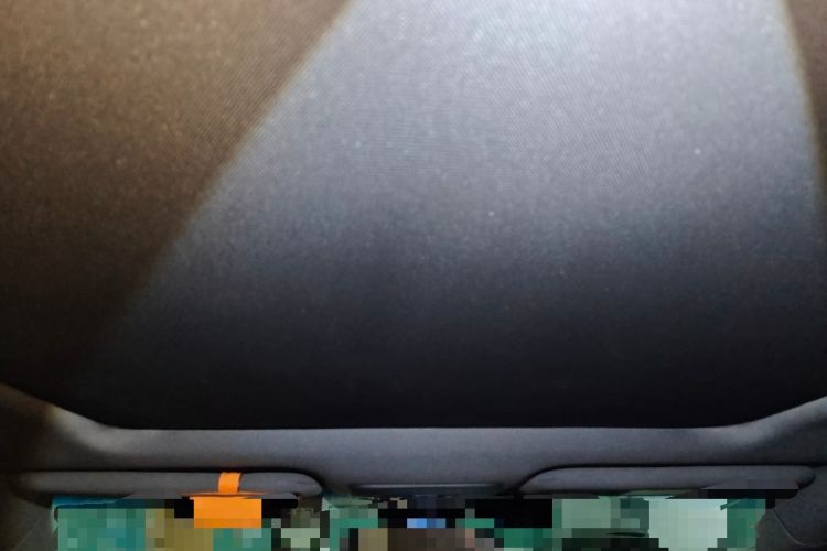 Used Toyota Avalon 2019 Dual-Engine 2.5L XLE Prestige Version China VI Standard Headliner