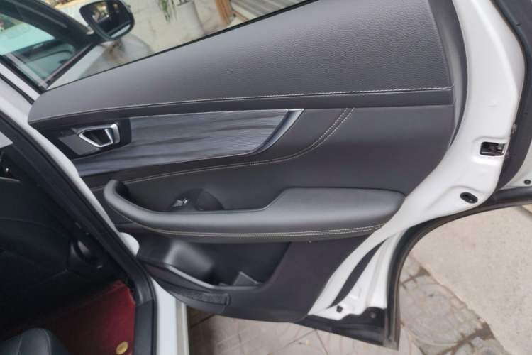 Used Chery Tiggo 8 PLUS 2022 Kunpeng Edition 390TGDI DCT Passion Version