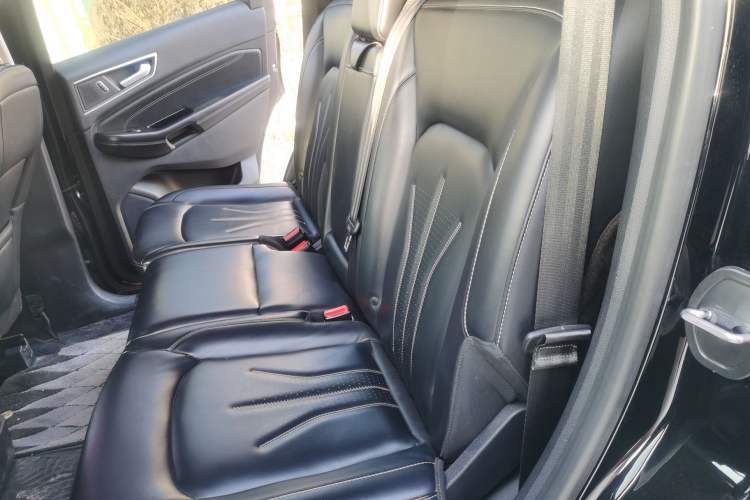 Used Ford Edge 2020 EcoBoost 245 Two-Wheel Drive Titanium 7-Seater