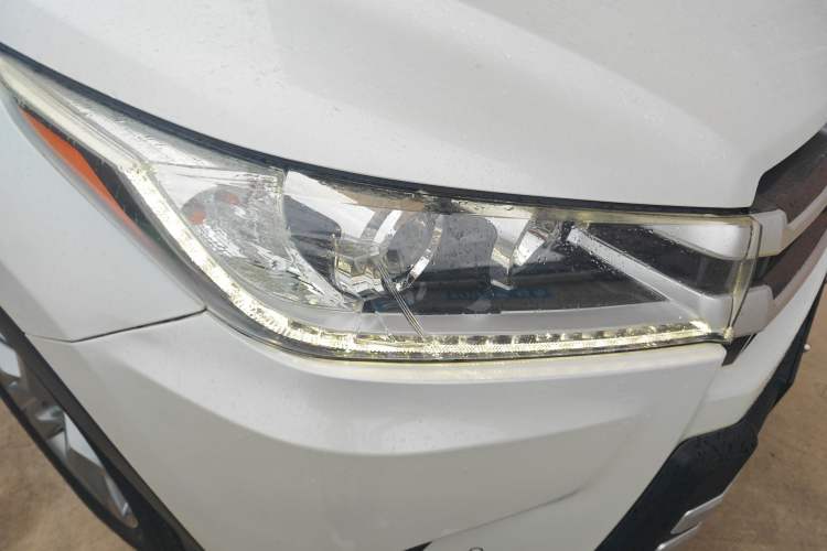 Used Toyota Highlander 2018 2.0T Four-Wheel Drive Luxury Version 7 Seats China VI Standard
