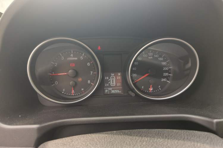 Used Haval M6 2019 1.5T DCT Two-Wheel Drive Elite Version China V Standard