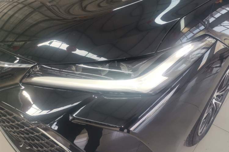 Used Toyota Avalon 2023 2.5L Luxury Edition Left Front Headlight