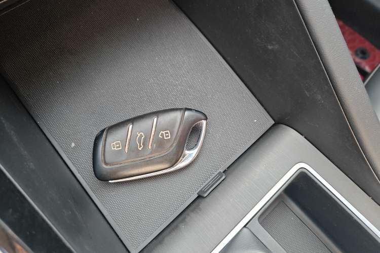 Used Roewe i5 2023 1.5L CVT Luxury Edition
