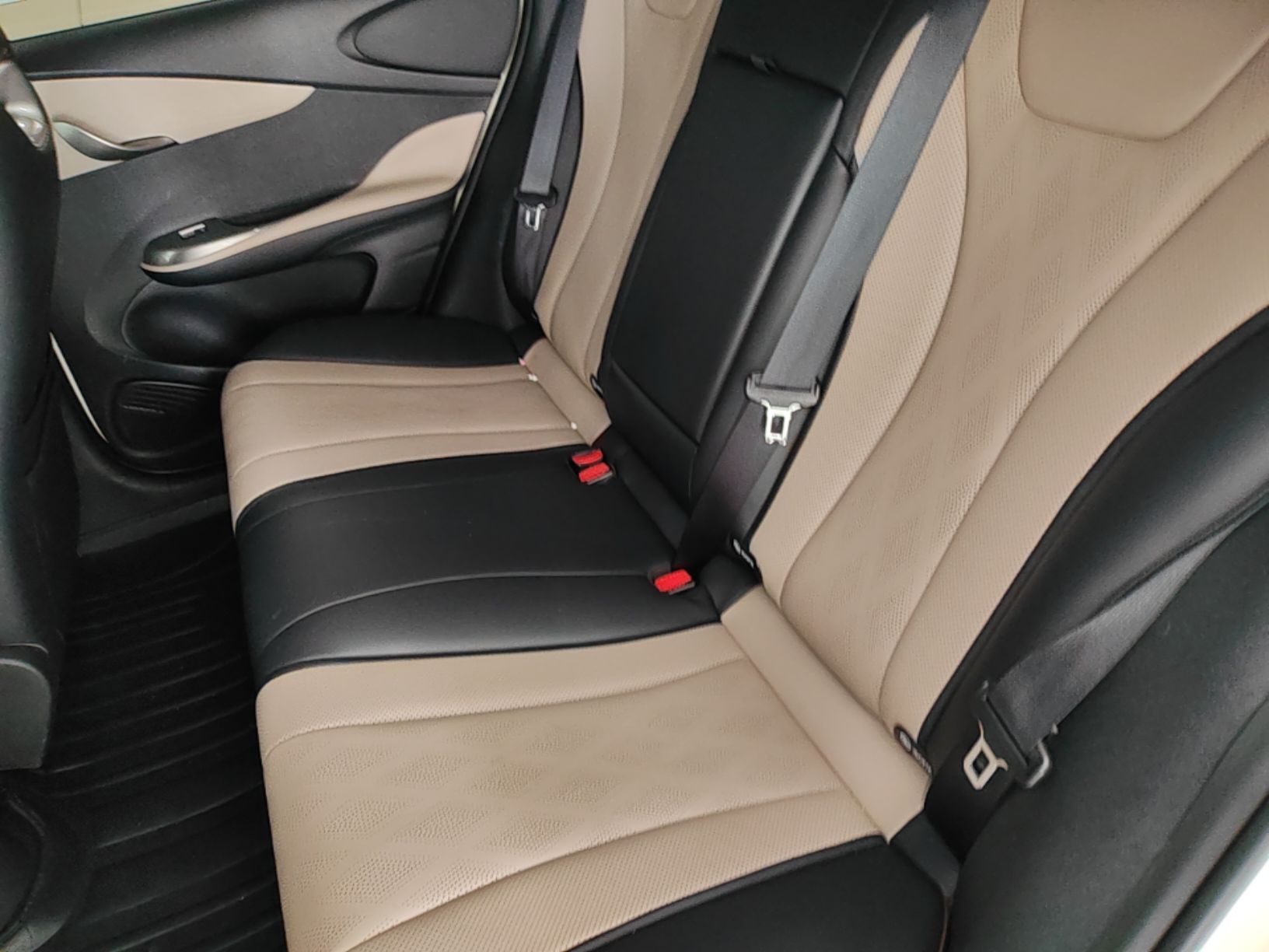 BYD Dolphin 2023 420 km Fashion Edition — снимка 20