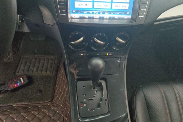 Used Mazda Mazda 3 2015 Hatchback 1.6L Automatic Elite Model
