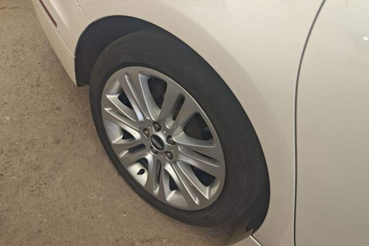 Used Lincoln MKZ 2014 2.0T Luxury Edition
