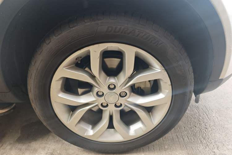 Used Land Rover Discovery Sport 2017 2.0T HSE
