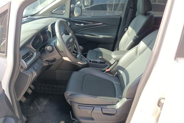 Used SAIC MAXUS G50 2022 1.5T Manual Comfort B Left Front Seat