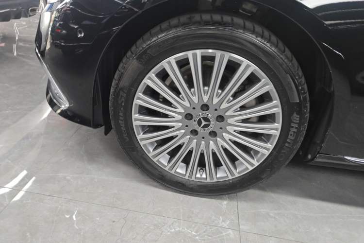 Used Mercedes-Benz E-Class 2023 E 300 L Luxury Model
