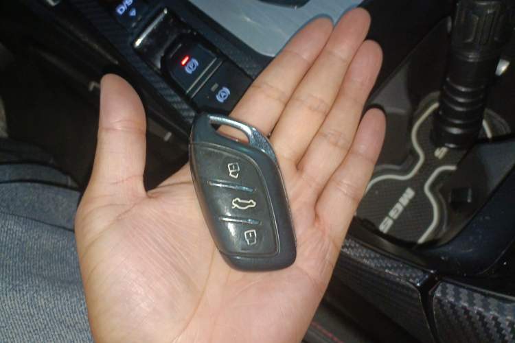 Used MG 5 2021 300TGI DCT Elegant Luxury Edition Vehicle Key