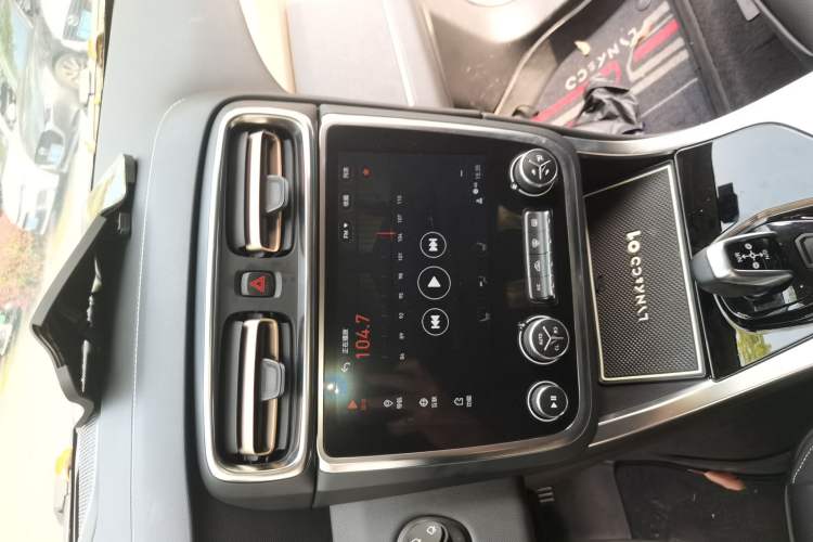 Used Lynk & Co 01 2017 2.0T Two-Wheel Drive Pro Edition
