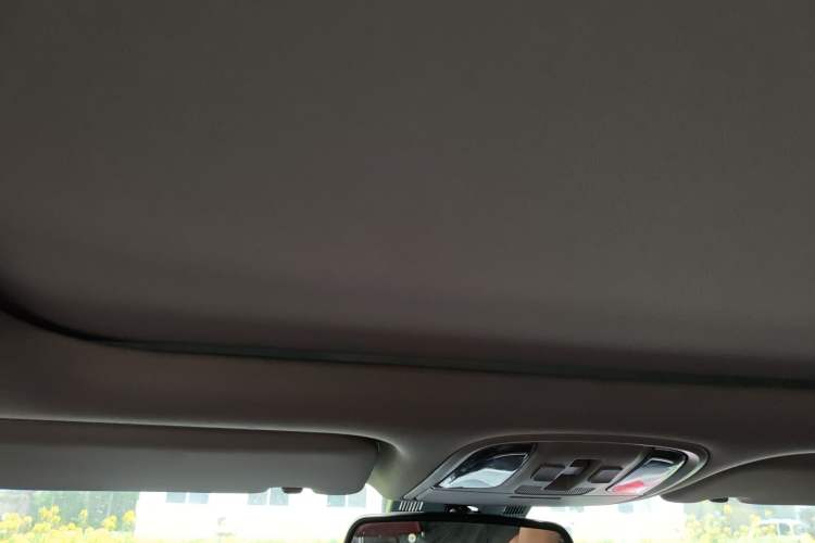 Used Kia KX5 2019 1.6T Automatic Two-Wheel Drive Luxury Edition Headliner