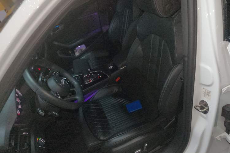 Used Audi A4L 2024 40 TFSI Luxury Dynamic Edition
