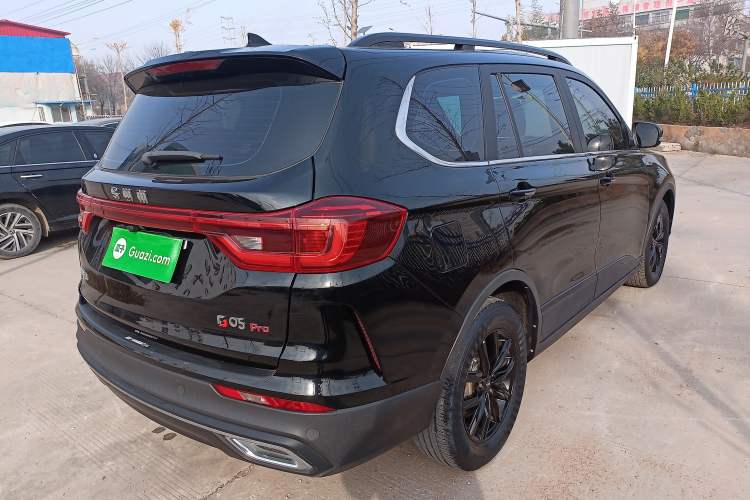 Used SWM G05 2022 PRO 1.5T DCT Luxury Model 7 Seats