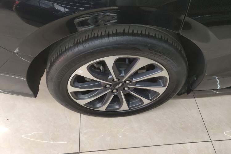 Used Lincoln Z 2022 iXiang Deluxe Edition Right Rear Wheel Hub