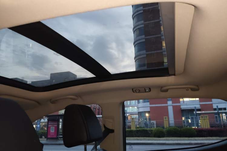 Used BYD Yuan New Energy 2018 EV360 Smart Connected Cool Model Headliner