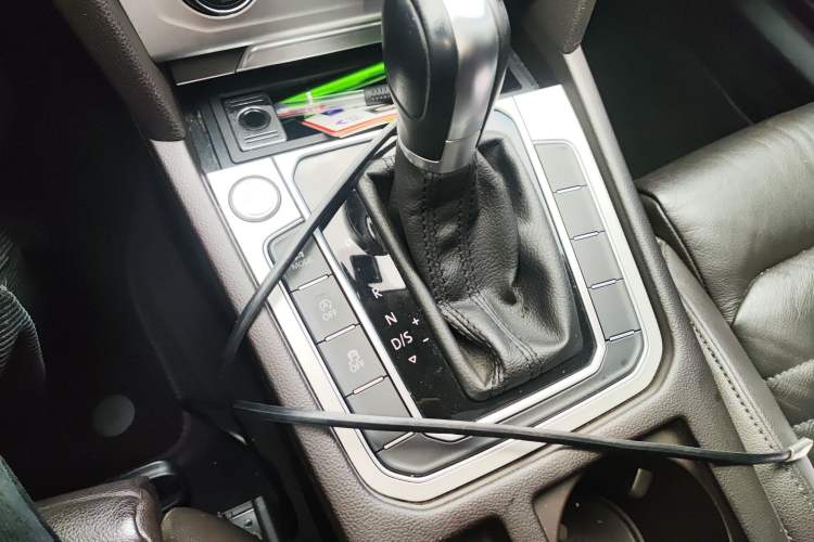 Used Volkswagen Variant 2016 380TSI Two-Wheel-Drive Style Edition
