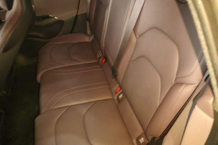 Used Xiaomi Auto SU7 2024 Rear-Drive Ultra-Long Range Advanced Pro-Level Intelligent Driving Version
