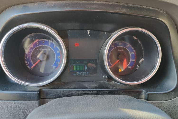 Used New Gonow Shuailing 2022 Standard Range with 41.64 kWh Lishen Power Instrument Cluster