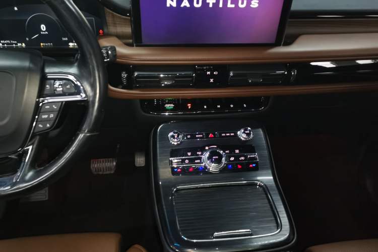 Used Lincoln Nautilus 2021 2.7T Four-Wheel Drive Prestige Edition
