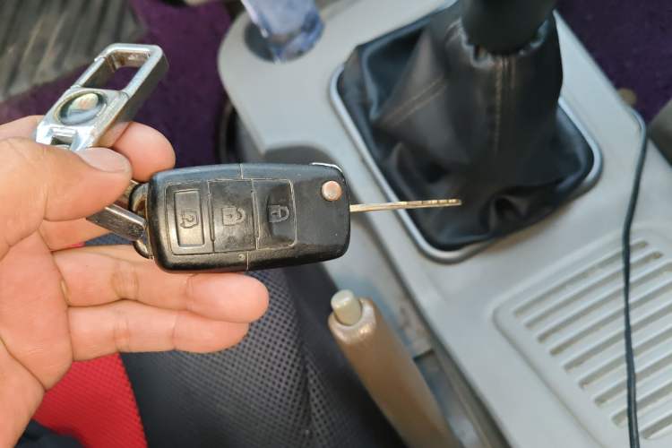 Used FORTHING Lingzhi 2016 M3L 1.6L 7-Seater Comfort Model