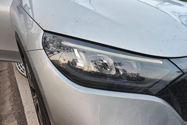 Used Mercedes-Benz EQE SUV 2023 350 4MATIC Luxury Edition Right Front Headlight