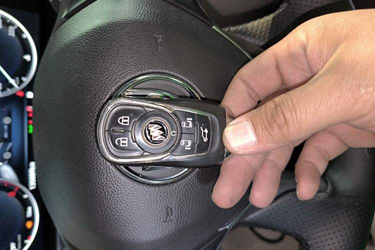 Used Buick GL8 2020 Avenir Avia Six-Seat Deluxe Edition
