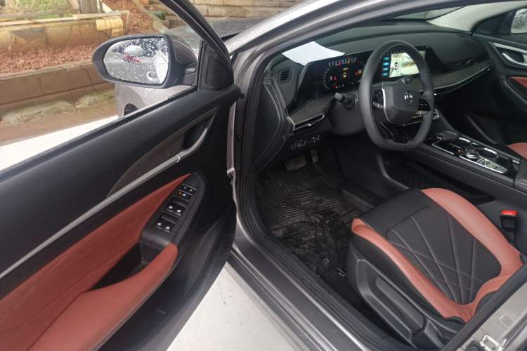 Used CHANGAN Eado 2022 PLUS Blue Whale NE 1.4T GDI DCT Prestige Edition