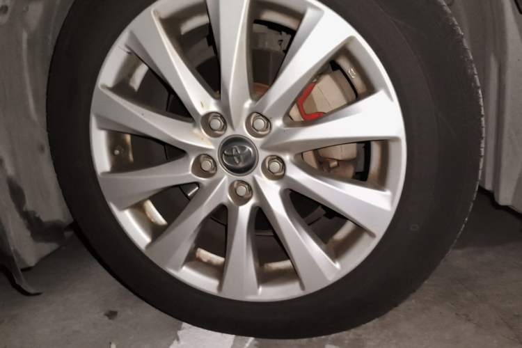 Used Toyota Camry 2018 2.0G Luxury Edition
