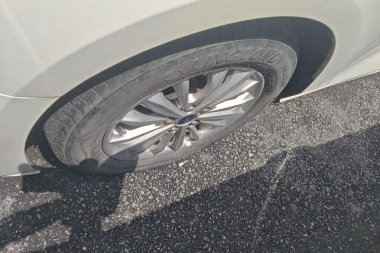 Used Ford Focus 2020 Sedan 1.5L Automatic Sharp Edition Left Front Wheel Hub