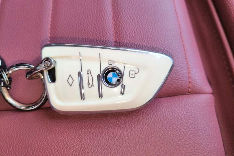 Used BMW 3 Series 2021 Second Facelift 325Li M Sport Package Vehicle Key