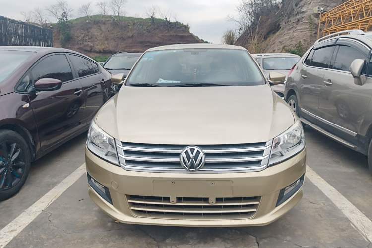 Used Volkswagen Santana 2013 1.6L Automatic Comfort Edition