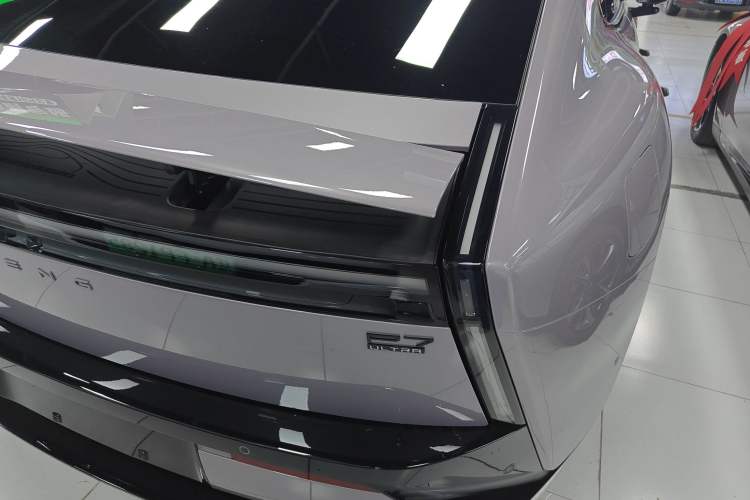 Used XPeng P7 2025 Model—702 Long Range Ultra
