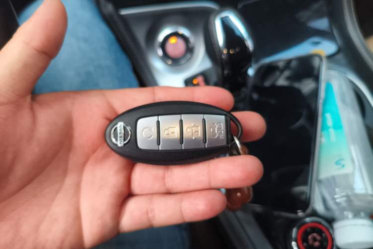 Used Nissan Maxima 2016 2.5L XV Ultimate Edition Vehicle Key