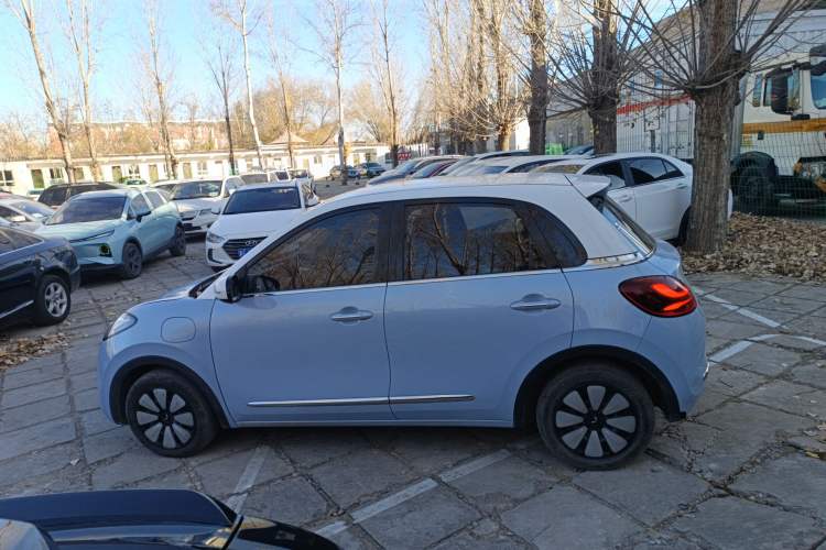 Used Wuling Bingo 2023 410 km Lingxi Deluxe Edition