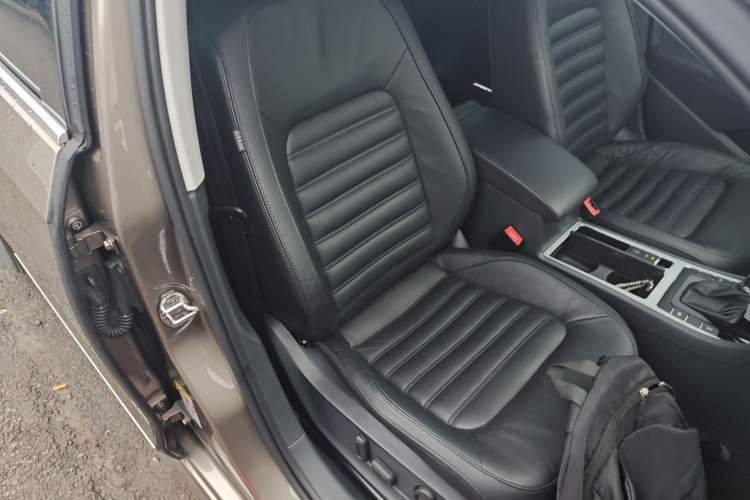 Used Volkswagen Passat 2015 2.0 TSI DSG Prestige Edition
