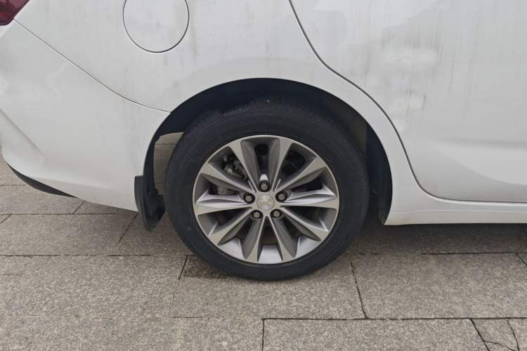 Used Chevrolet Monza 2020 320 Automatic Enjoyment Edition Right Rear Wheel Hub