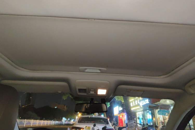 Used Mazda Atenza 2015 2.0L Blue Sky Luxury Edition