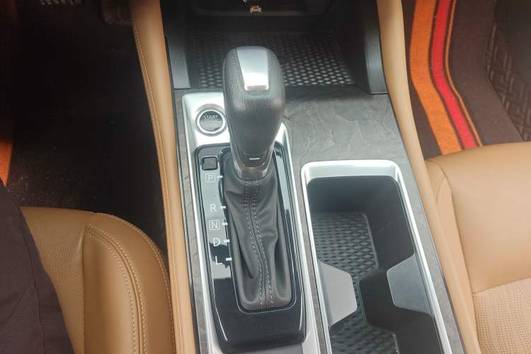 Used Nissan Teana 2022 2.0L XL-TLS Enjoyment Edition Gear Lever