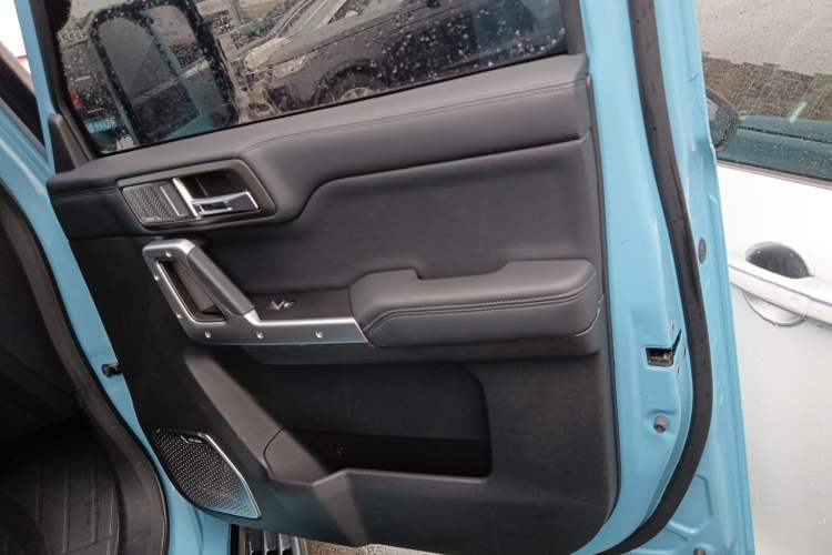 Used 212 T01 2025 2.0T Changfeng